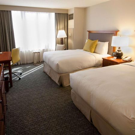 Doubletree By Hilton Chicago - Oak Brook Exterior foto