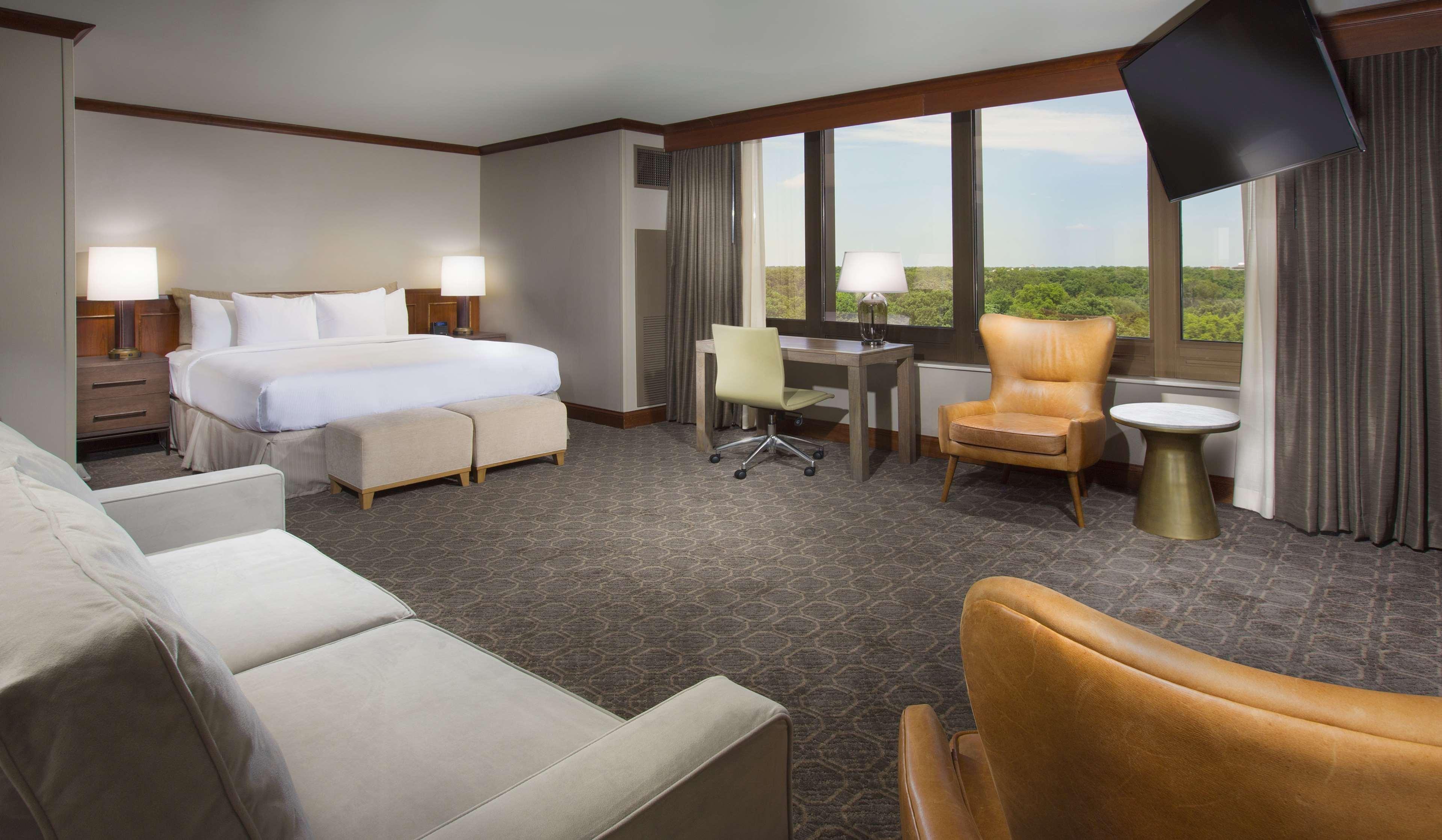 Doubletree By Hilton Chicago - Oak Brook Exterior foto