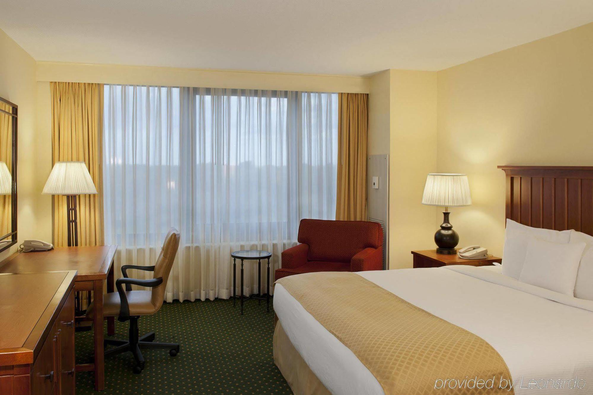 Doubletree By Hilton Chicago - Oak Brook Exterior foto